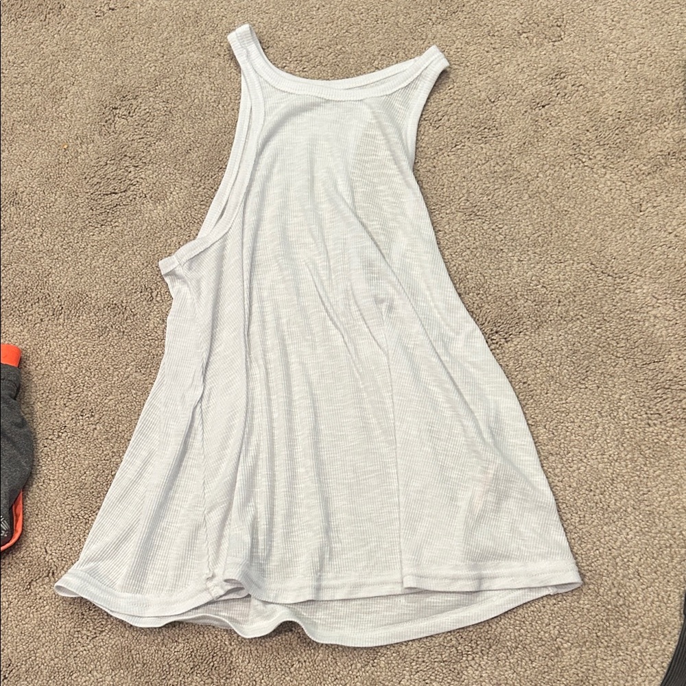 Elegant White Sleeveless Tank Top